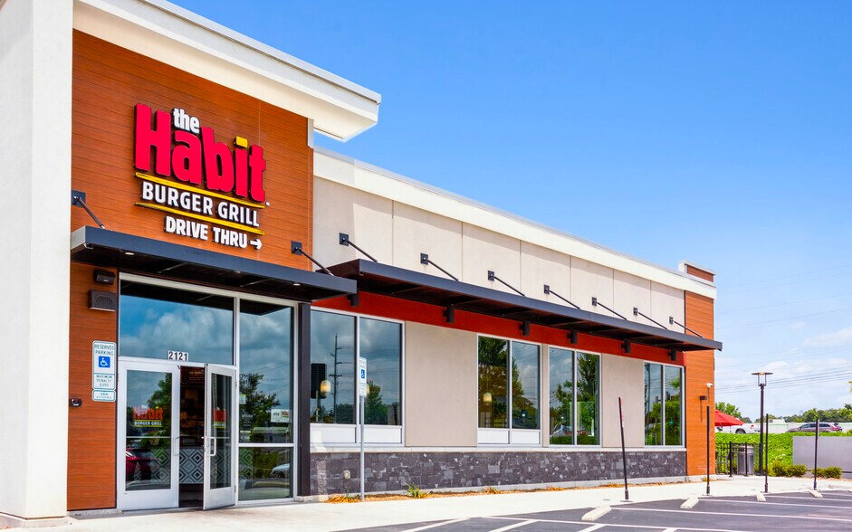 More Photos Of 2121 W Roosevelt Blvd, Monroe Fast Food For Sale