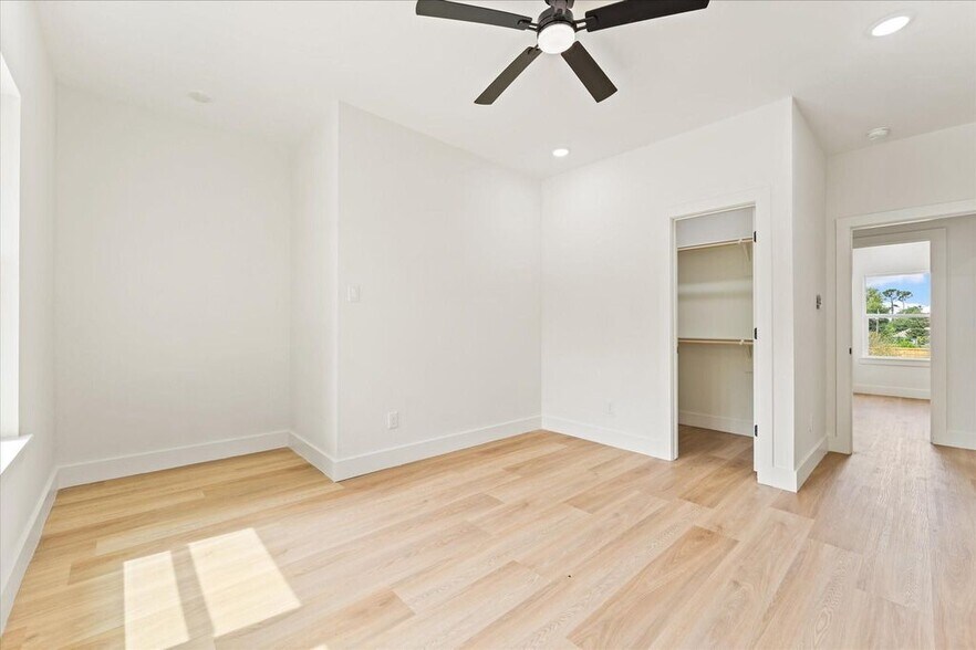 More Photos Of 9119 Henrietta Street #A & B, Houston Multifamily For Sale