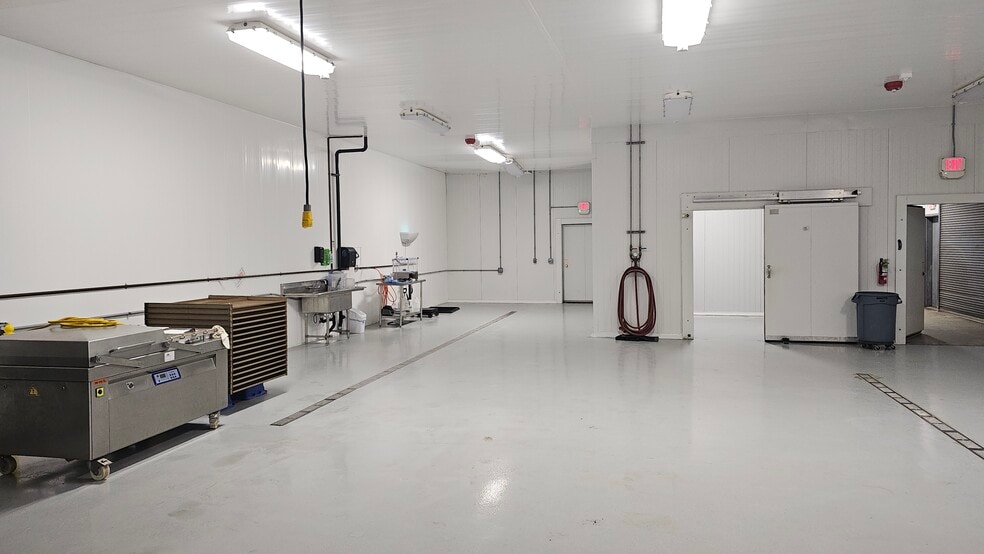 More Photos Of 1035 17th Ave, Santa Cruz Warehouse For Sale