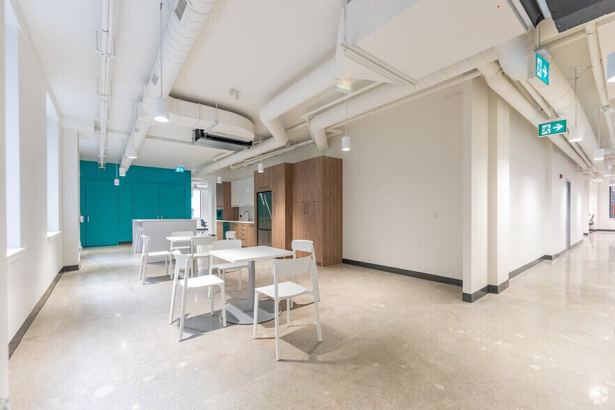 More Photos Of 67 Richmond St W, Toronto Office For Lease
