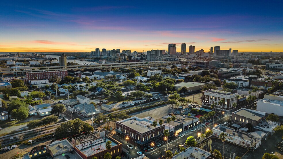 More Photos Of 1710 N 19th St, Tampa Office For Sale
