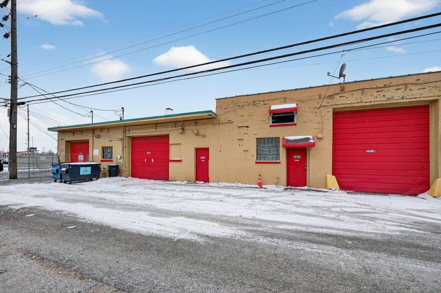 More Photos Of 7235-7241 Calumet Ave, Hammond Freestanding For Sale