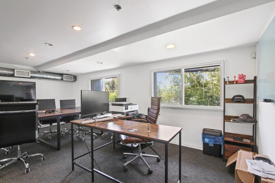 More Photos Of 1201-1291 Electric Ave, Venice Loft Creative Space For Lease