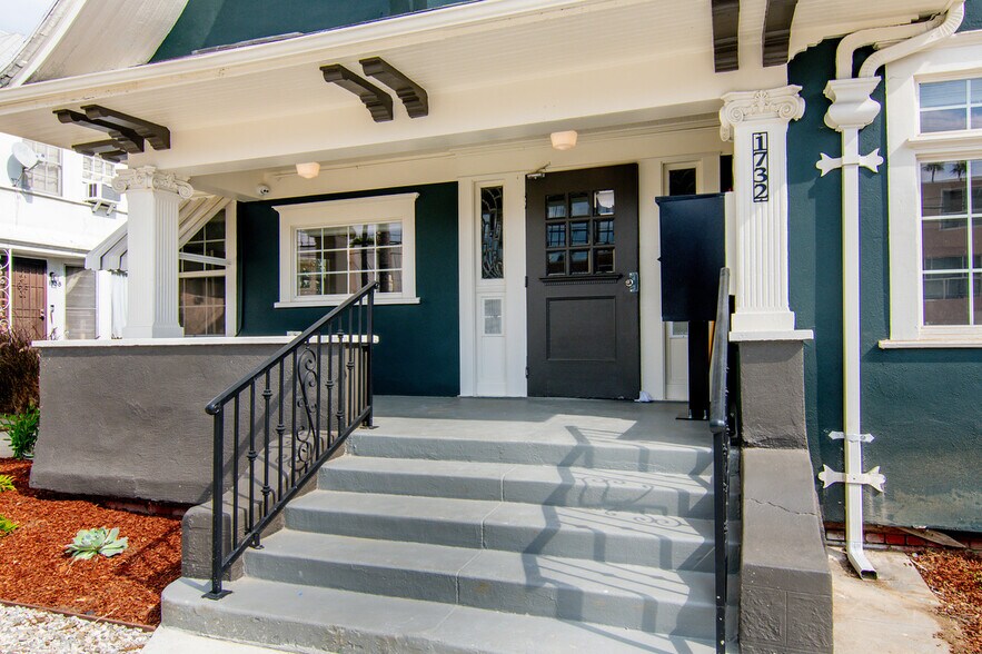 More Photos Of 1732 N Wilton Pl, Los Angeles Apartments For Sale