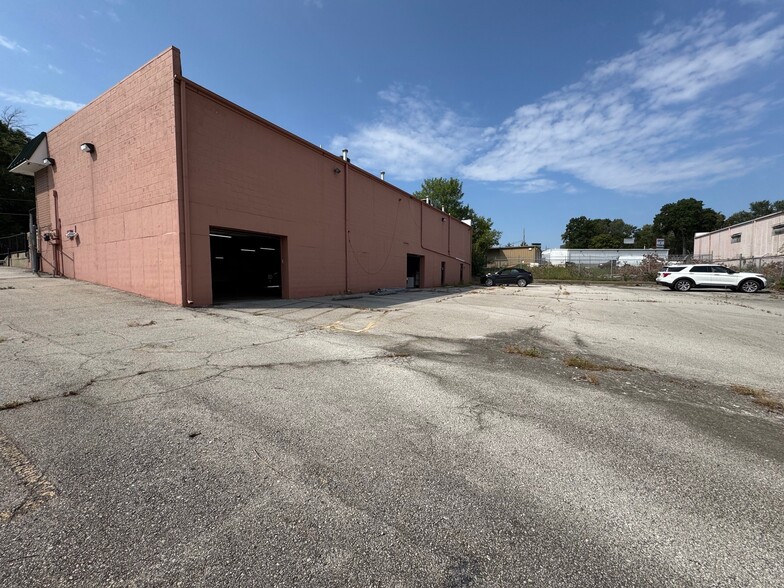 More Photos Of 4609 S Norfleet Rd, Independence Office For Lease