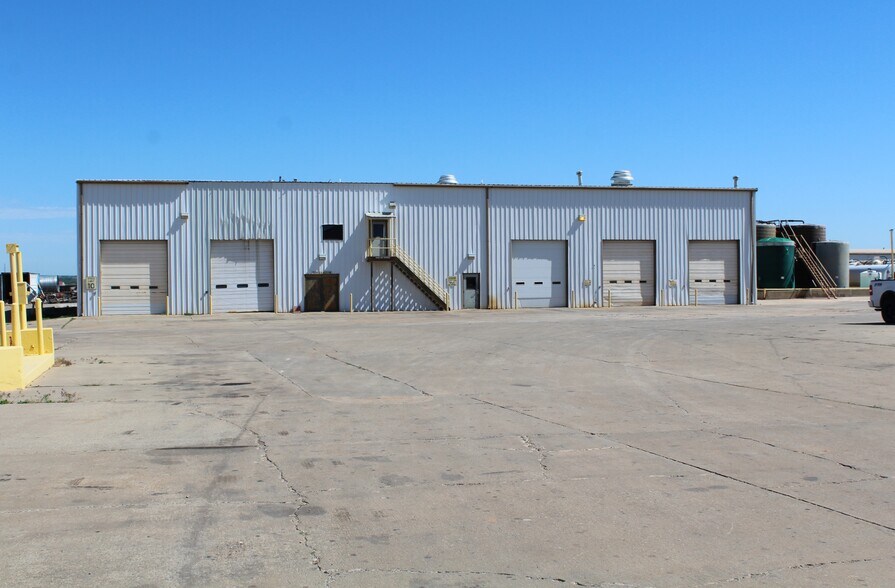 More Photos Of 4616 Oil Patch Dr, Woodward Warehouse For Sale
