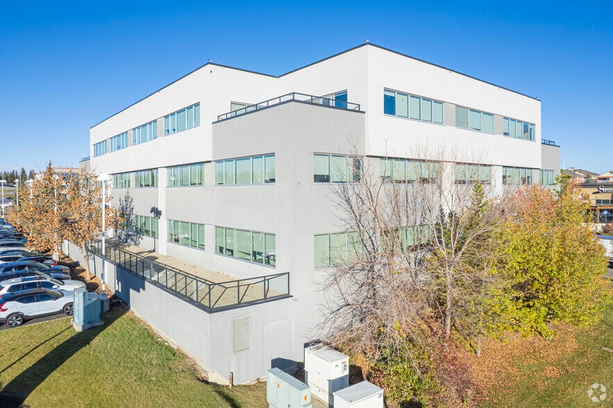 More Photos Of 5 Richard Way SW, Calgary Coworking Space