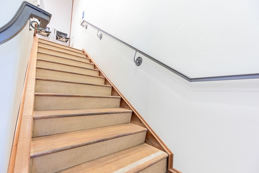 More Photos Of 1226 H St, Sacramento Office For Sale