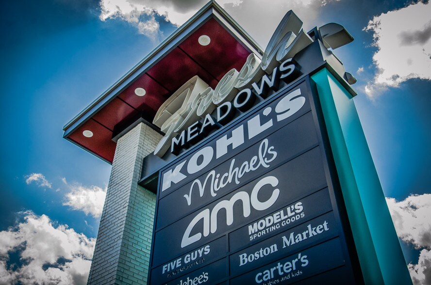 More Photos Of 61-18 190th St, Fresh Meadows General Retail For Sale