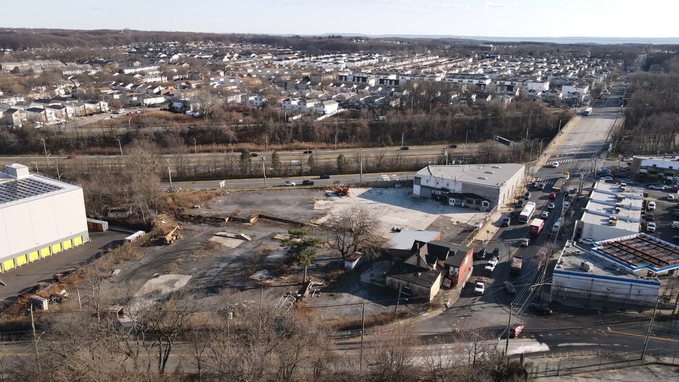 More Photos Of 961 Bloomingdale Rd, Staten Island Land For Sale