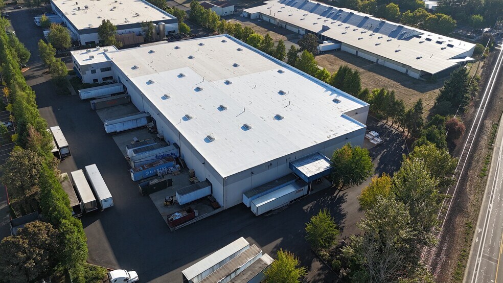 More Photos Of 12225 SW Myslony St, Tualatin Distribution For Sale