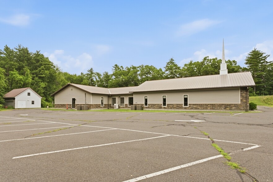 More Photos Of 331 Silver St, Greenfield Religious Facility For Sale