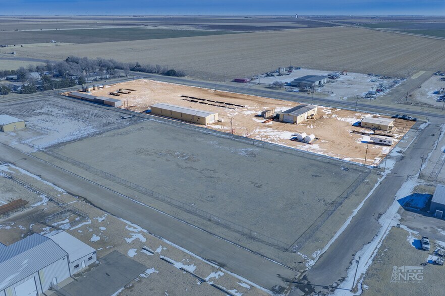 More Photos Of 1321 14th Ave, Perryton Industrial For Sale