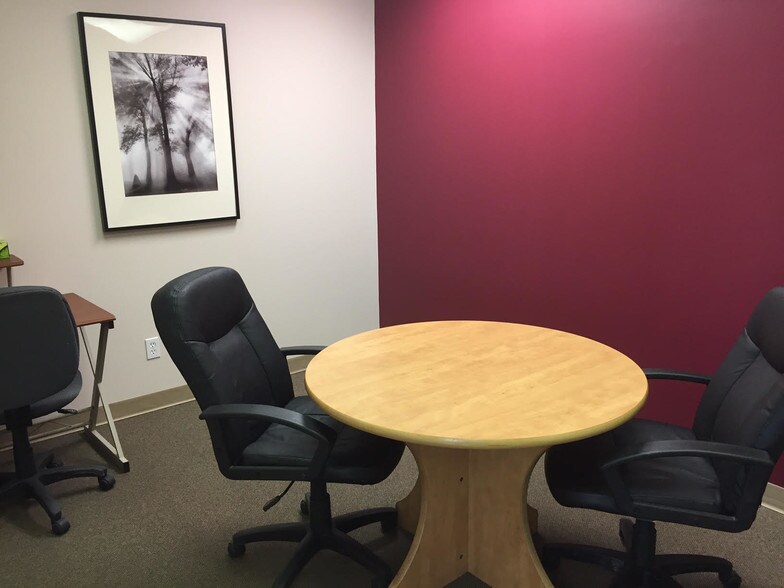 More Photos Of 4999 43rd St SE, Calgary Light Distribution For Sale