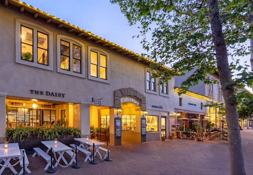 Primary Photo Of 1221-1233 State St, Santa Barbara Unknown For Lease