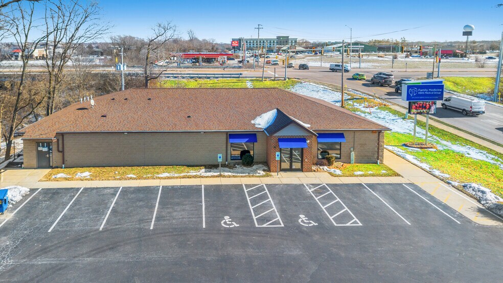 More Photos Of 5 Ludwig Dr, Fairview Heights Freestanding For Sale