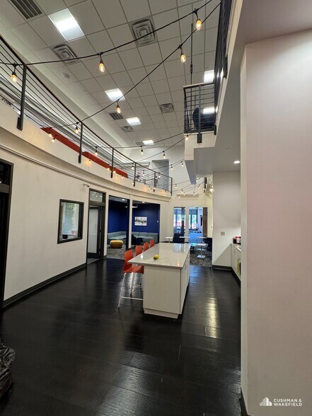 More Photos Of 123-147 N College Ave, Fort Collins Office For Sale