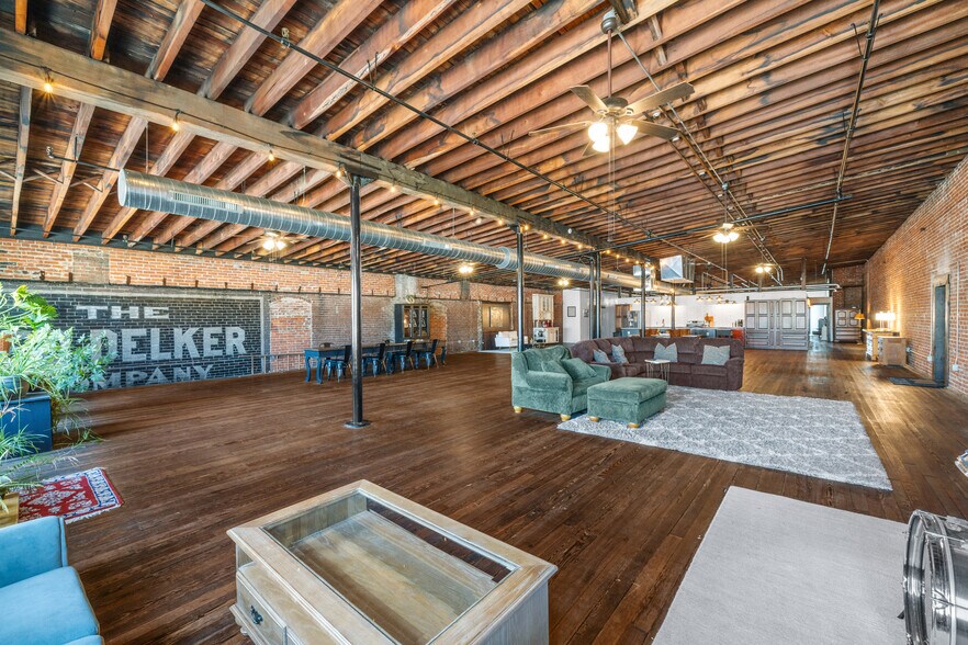 More Photos Of 120 N Elm St, Henderson Storefront Retail Residential For Sale