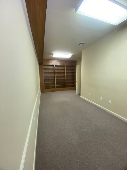 More Photos Of 333-335 Southfield Rd, Shreveport Freestanding For Lease