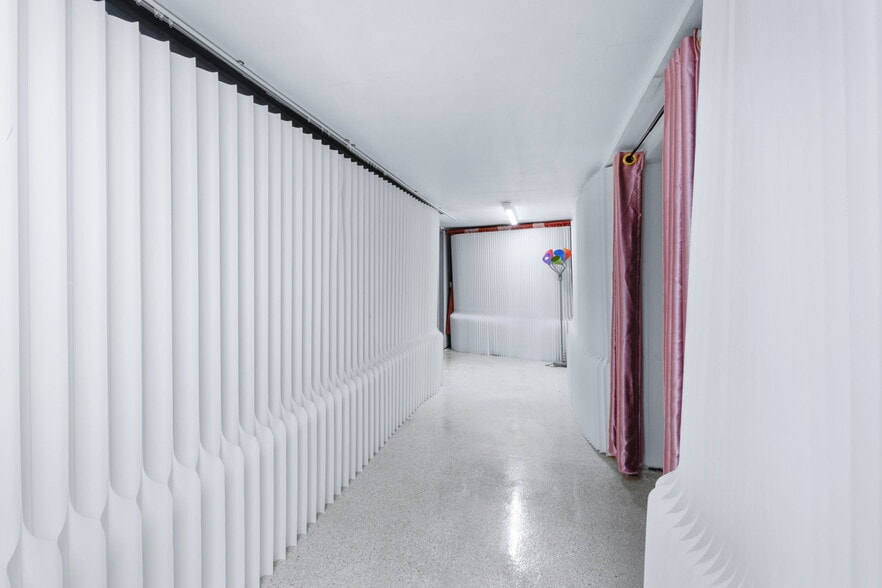 More Photos Of 965 W 18th St, Chicago Apartments For Sale