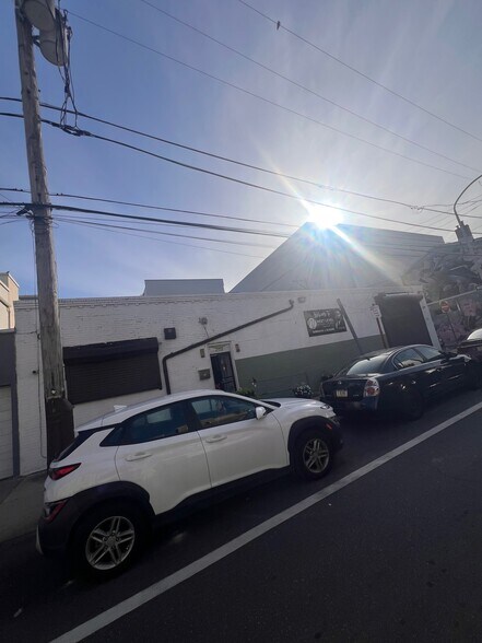 More Photos Of 202-208 Cecil B Moore Ave, Philadelphia Warehouse For Sale