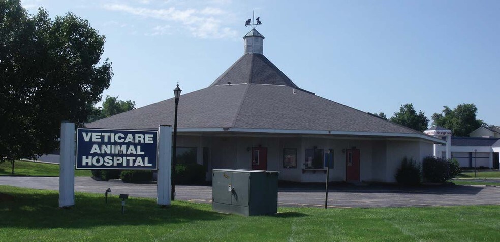 Primary Photo Of 2757 Plaza Way, Saint Charles Medical For Sale