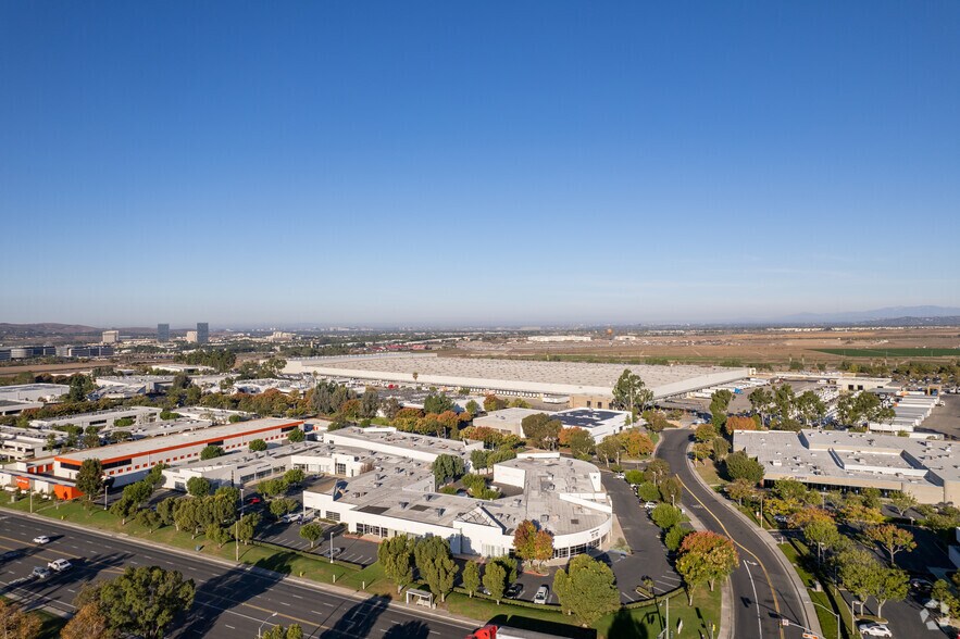 More Photos Of 6 Morgan, Irvine Research And Development For Lease