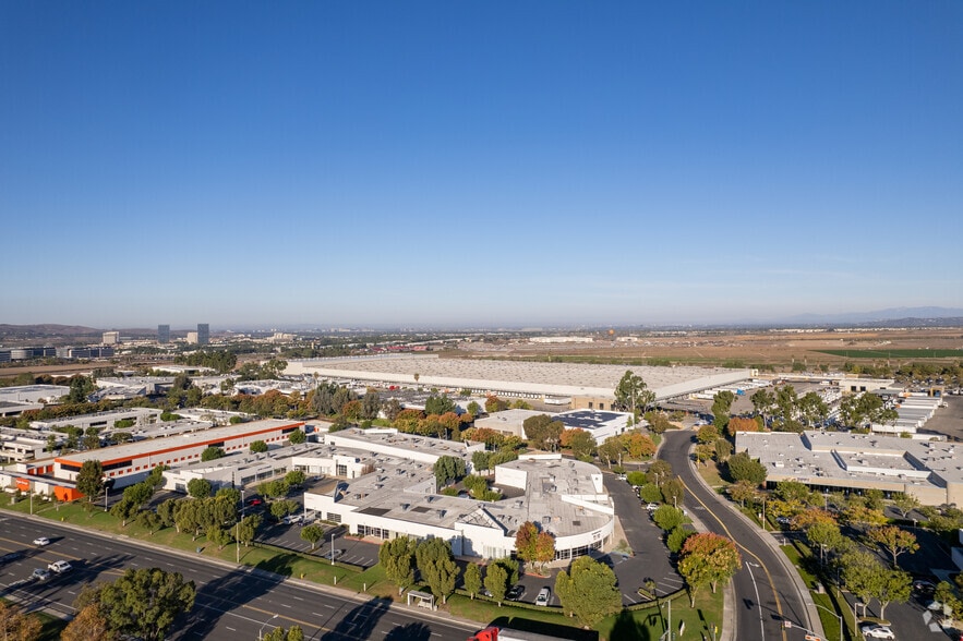 More Photos Of 6 Morgan, Irvine Research And Development For Lease