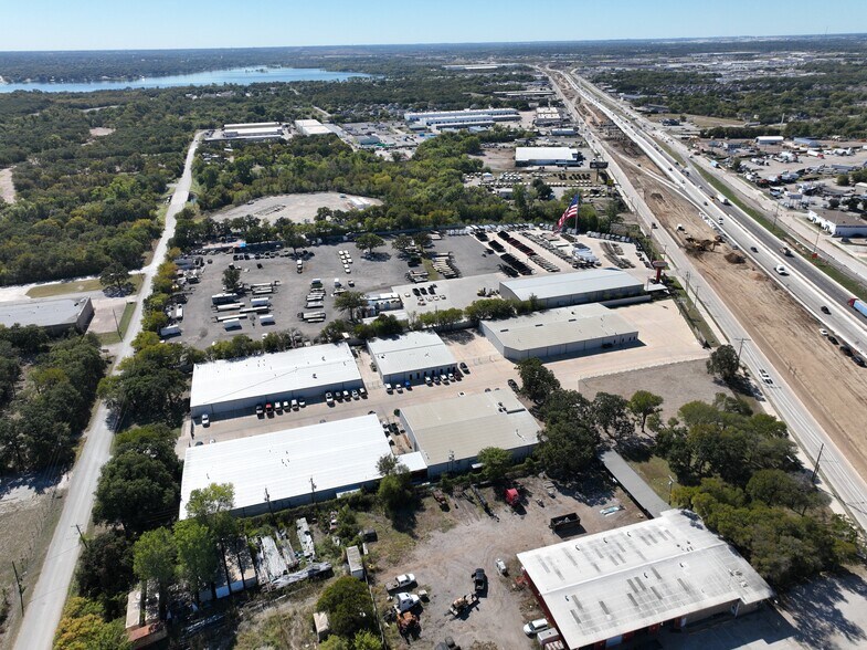 More Photos Of 3333 E Loop 820 S, Fort Worth Warehouse For Lease