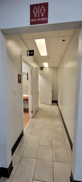 More Photos Of 2300 Greene Way, Louisville Office For Sale