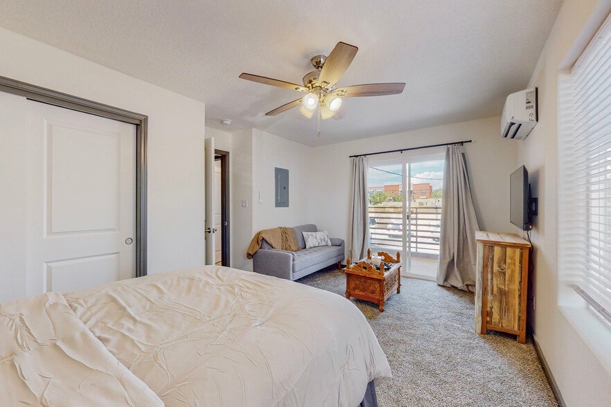 More Photos Of 615 Iron Ave SW, Albuquerque Apartments For Sale