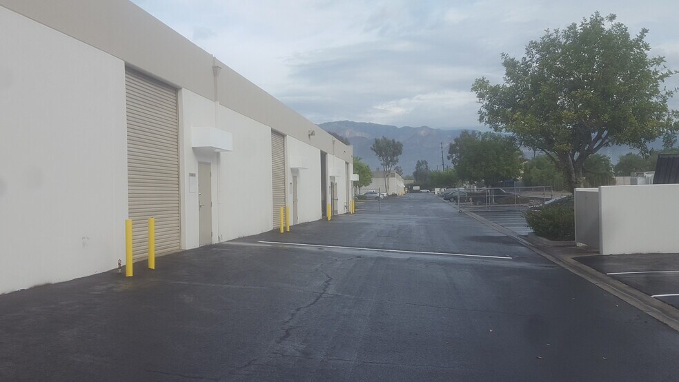More Photos Of 15562 Arrow Hwy, Irwindale Warehouse For Lease