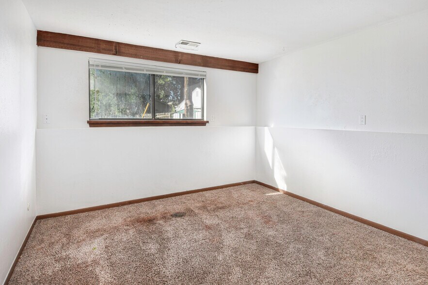 More Photos Of 1618 Donovan Pl, Longmont Multifamily For Sale