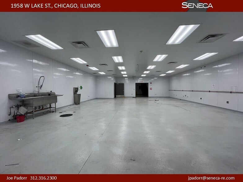 More Photos Of 1932-1958 W Lake St, Chicago Light Distribution For Lease