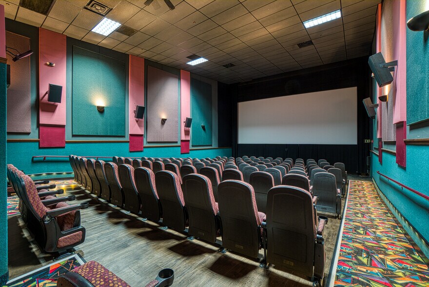 More Photos Of 52 Soda Bay Rd, Lakeport Movie Theatre For Sale