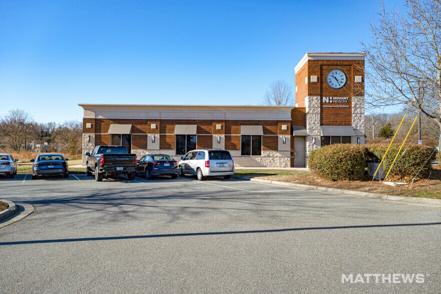 More Photos Of 390 W Salem Ave, Winston-Salem Medical For Sale
