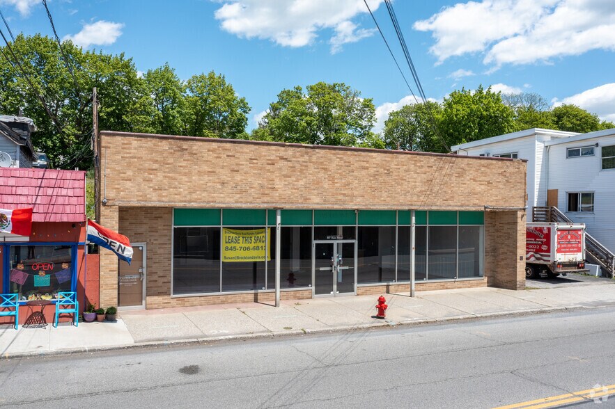 More Photos Of 807 Main St, Poughkeepsie Storefront For Lease