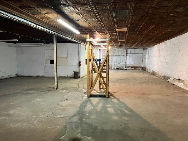 More Photos Of 820 W Broadway St, Muskogee Flex For Sale