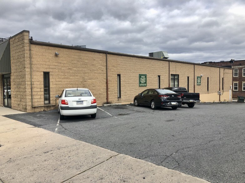 More Photos Of 1908 W Allen St, Allentown Office For Lease