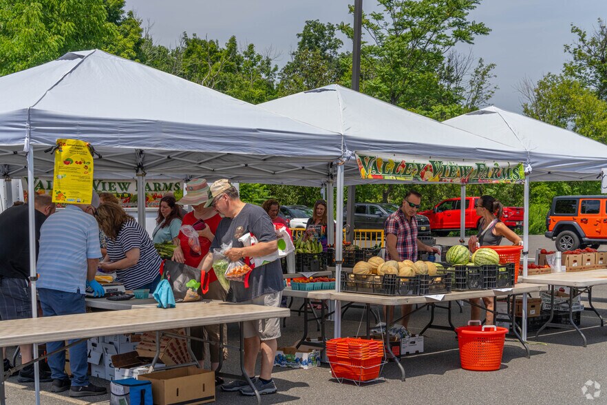 More Photos Of 75 State Route 15, Lafayette Unknown For Lease