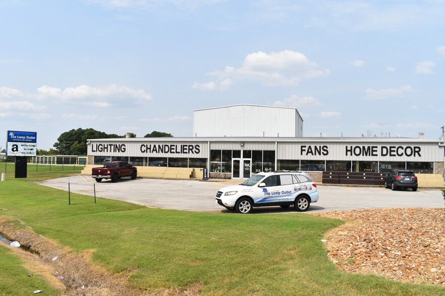 Primary Photo Of 10186 Highway 63 N, Bono Storefront Retail Office For Sale