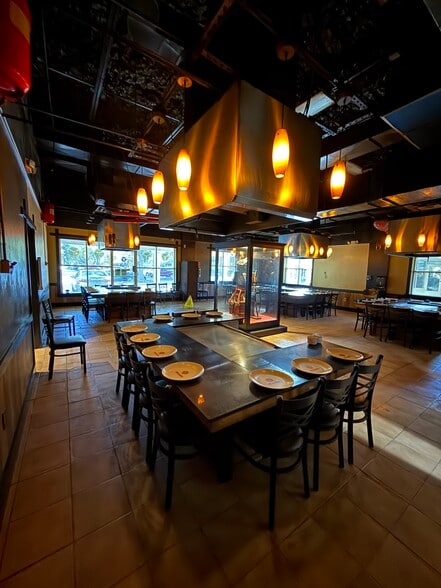 More Photos Of 526 NW 60th St, Gainesville Restaurant For Sale