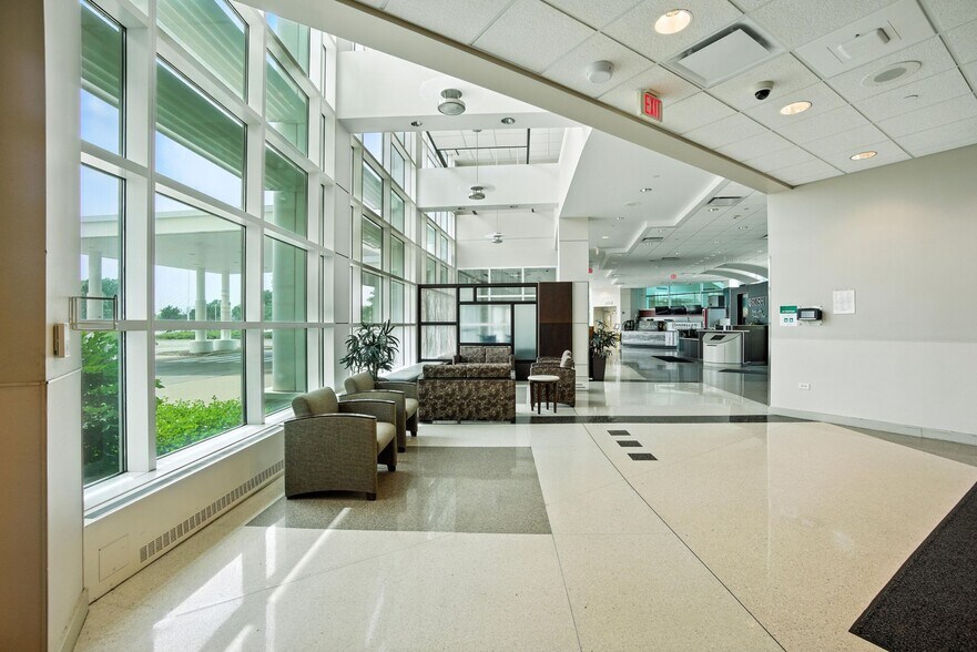 More Photos Of 2040 Ogden Ave, Aurora Medical For Lease
