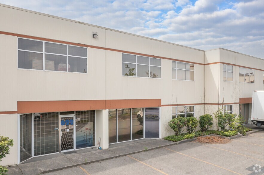 More Photos Of 626 Chester Rd, Delta Distribution For Lease