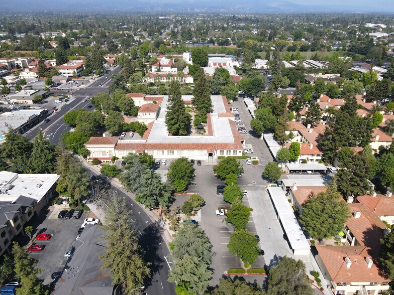 More Photos Of 51 E Campbell Ave, Campbell Medical For Lease