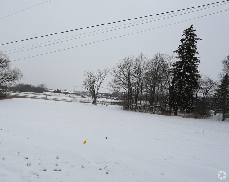 More Photos Of N27W25284 Bluemound Rd, Pewaukee Land For Sale