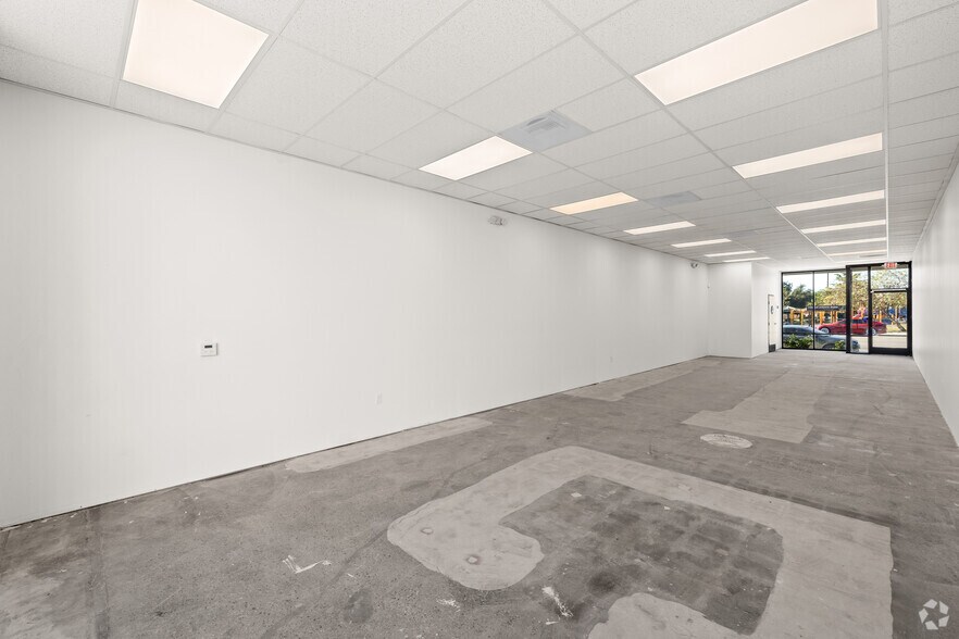 More Photos Of 9124-9134 Van Nuys Blvd, Panorama City Restaurant For Lease