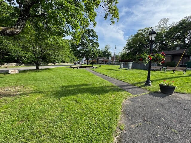 More Photos Of 233 Main St, Highland Falls General Retail For Sale