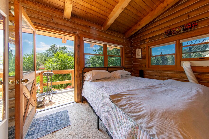 More Photos Of 309 N River St, Hailey Multifamily For Sale