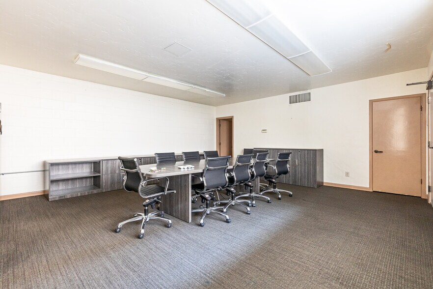 More Photos Of 2523 J St, Sacramento Loft Creative Space For Sale